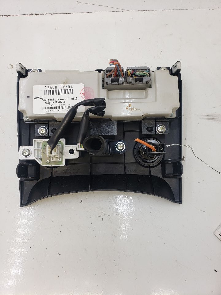 Used A/C Selector Switch fits: 2011 Nissan Rogue AC automatic temperature contro