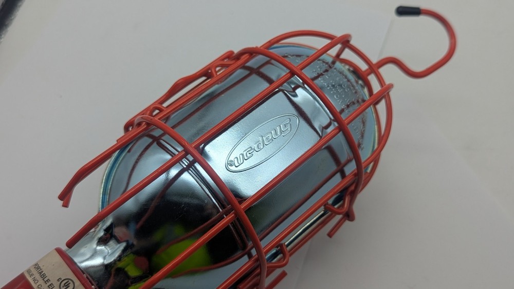 SNAP ON TOOLS 120V Shop work Light Standard Bulb Socket NICE CONDITION