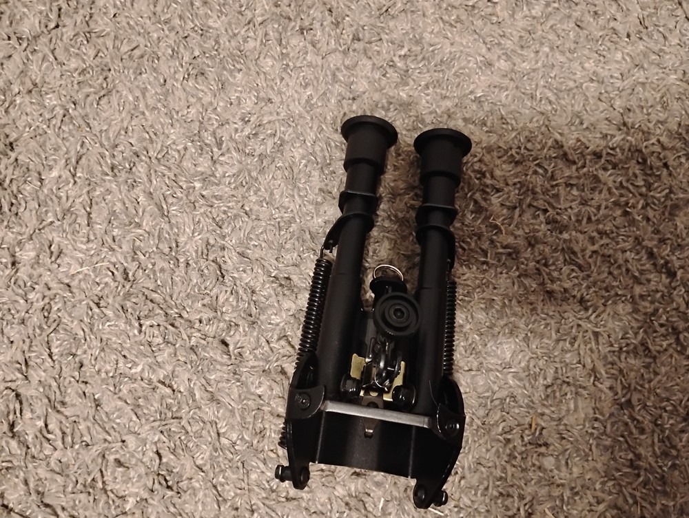 Airsoft rifle bipod
