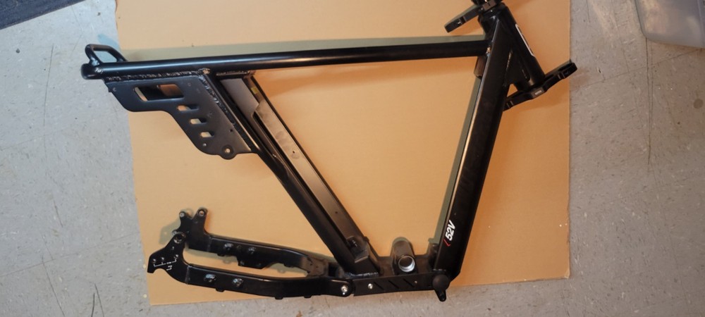 Juiced Hyperscrambler 2 bicycle Frame with Fork Mount