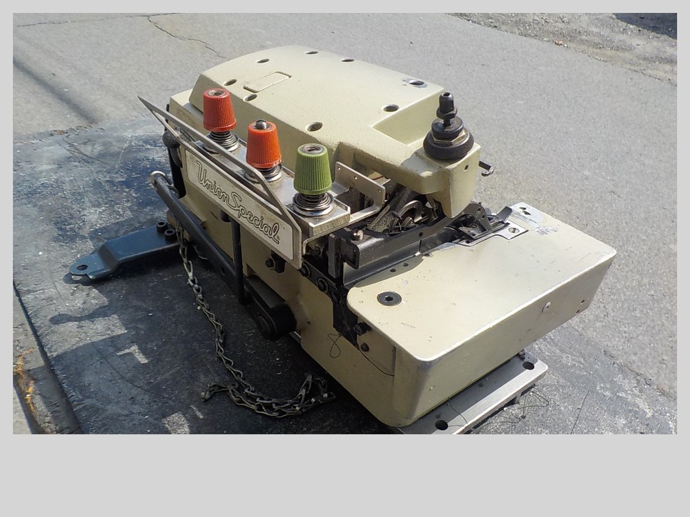 Industrial Sewing Machine Union Special 39-500 overlock