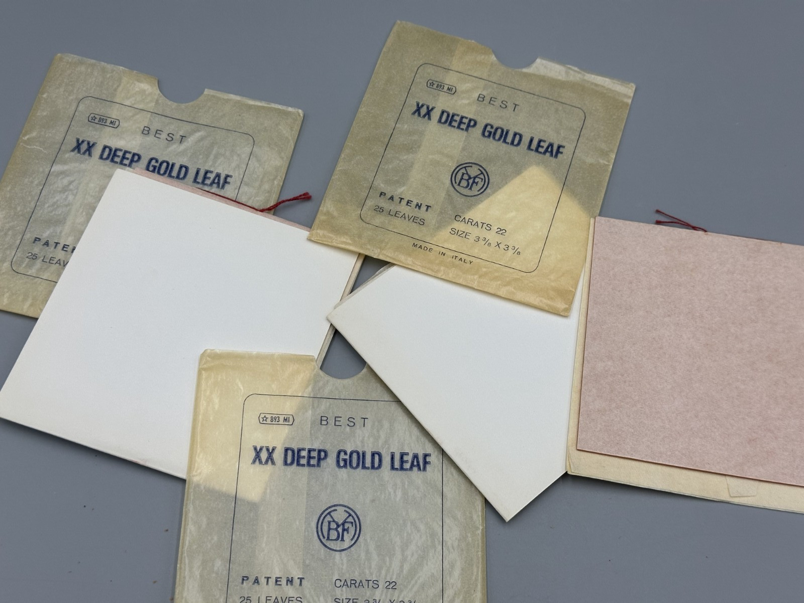 SCRAPS of Vintage BEST XX DEEP GOLD LEAF 22 Carats 3 3/8" x 3 3/8" Italy