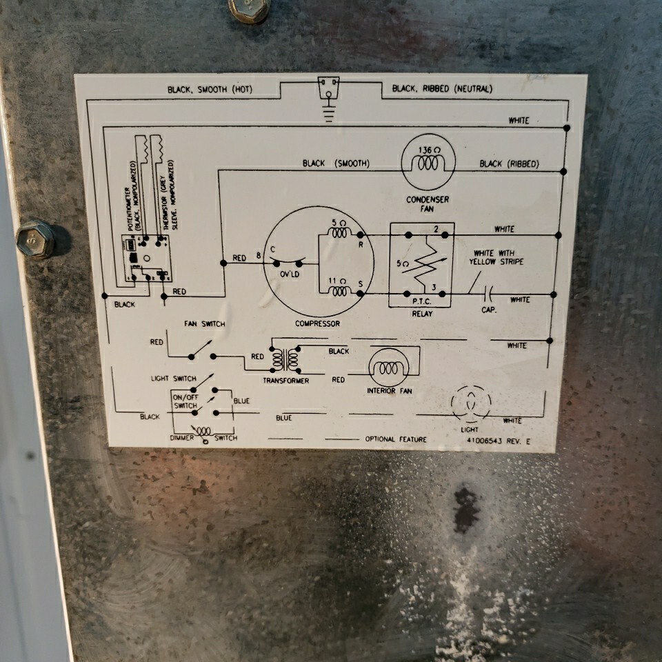 So-Low 6CAR7152 Refrigerator/Freezer Solid Door Undercounter