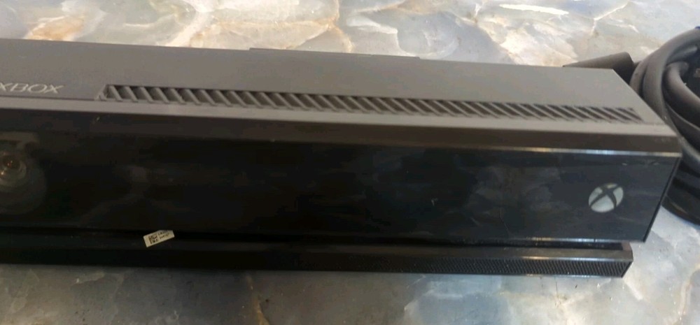 Microsoft Xbox One Kinect Sensor Wired Black for Xbox One Console