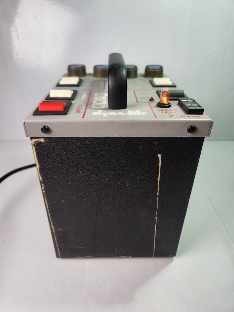 Dynalite D805 Power Pack Not Fully Tested, Powers On