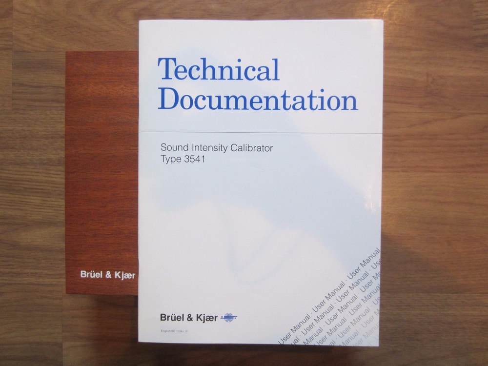 B & K Sound Intensity Calibrator — Type 3541