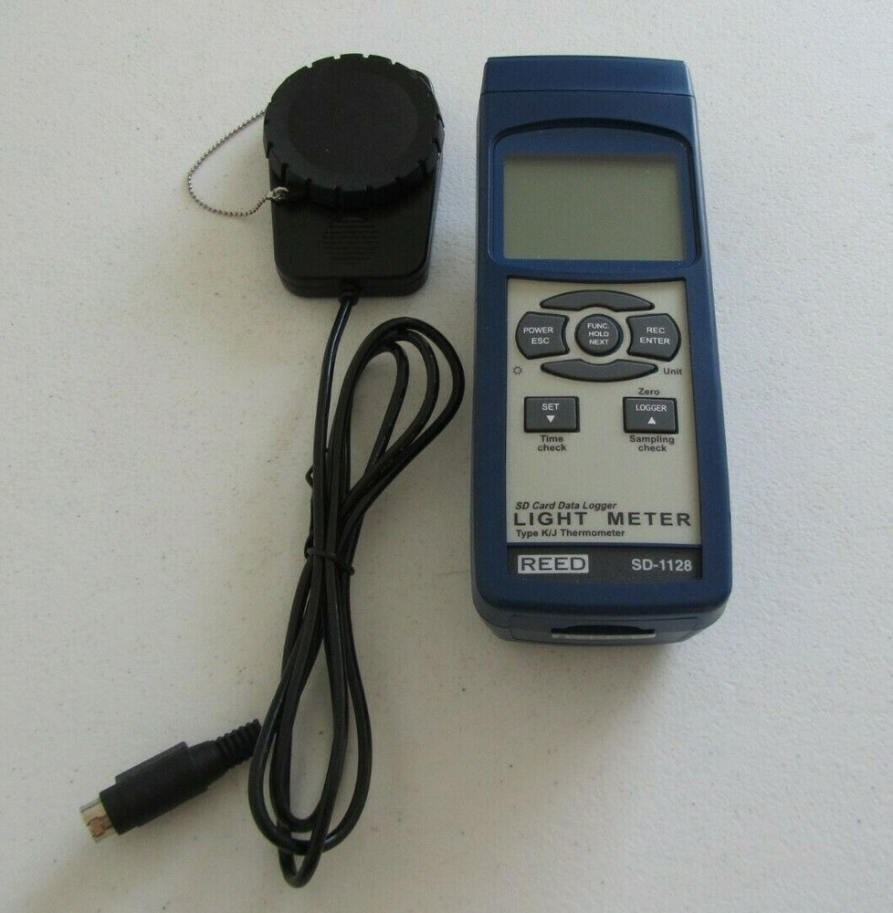 REED Data Logging Light Meter SD-1128 with thermocouple probe input