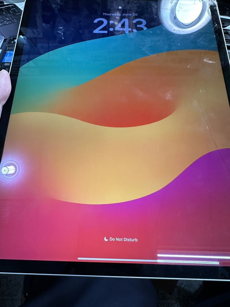 iPad Pro 12.9 3rd 4th Gen Cracked Glass Replacement Mail In Service
