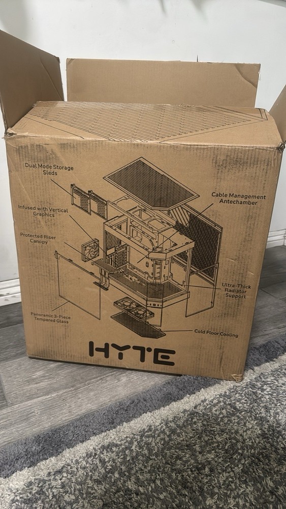 (read description) HYTE Y60 ATX Mid Tower case black