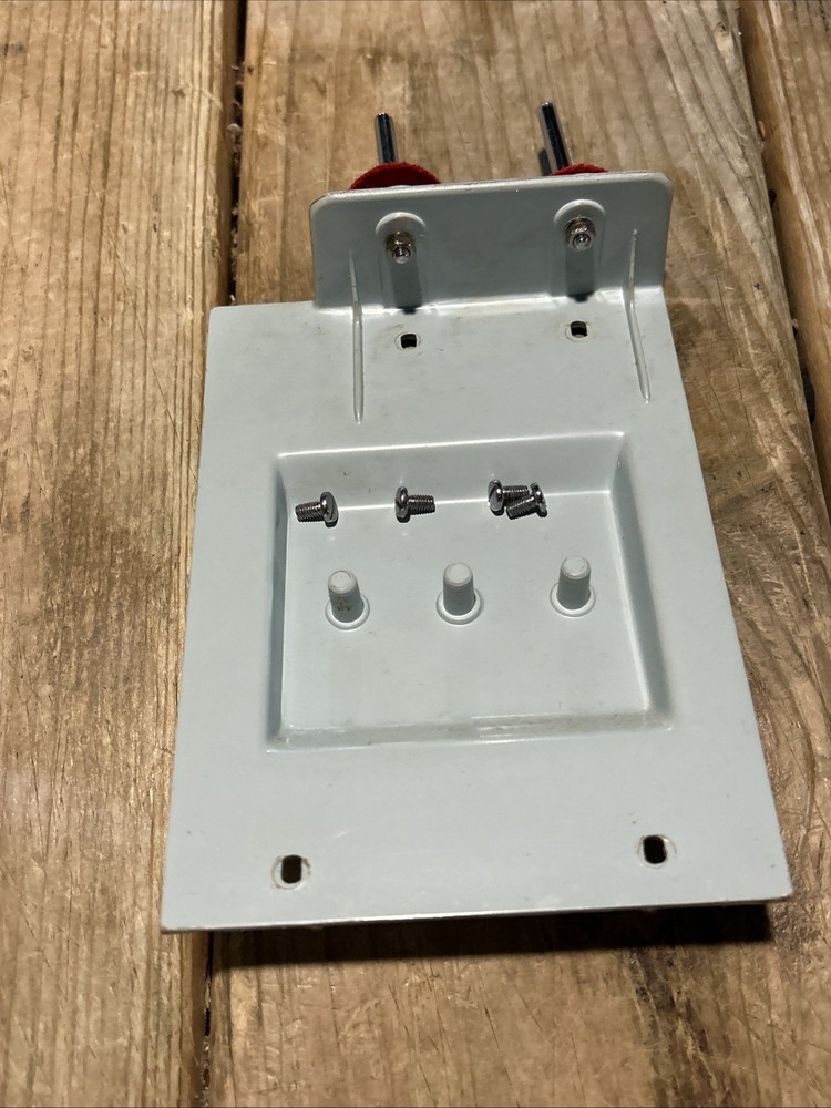White Dressmaster Model 423 Sewing Machine Thread Spool Holder Panel w/ Screws