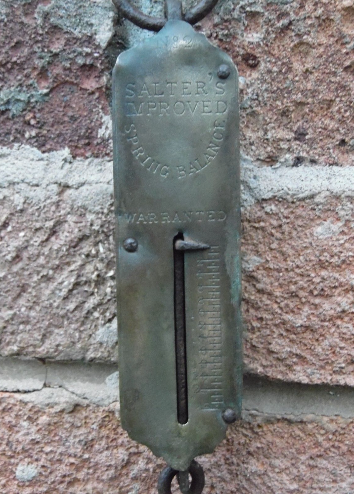 SMALL ANTIQUE BRASS SALTER'S IMPROVED SPRING BALANCE No.2*