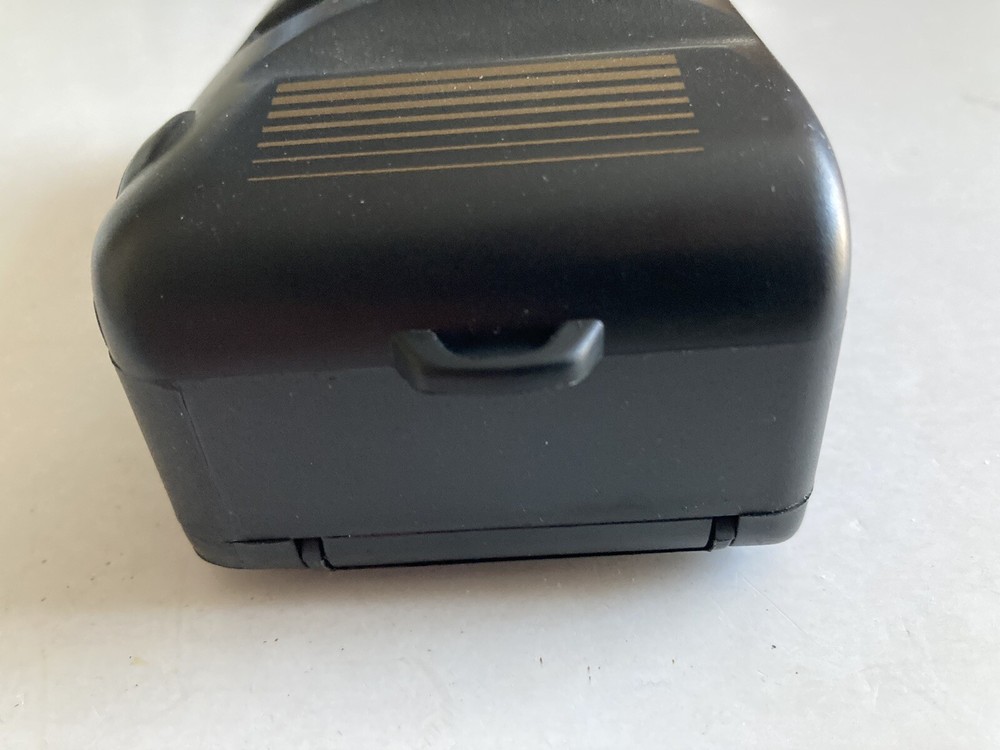 Vivitar EZ 35 35mm Focus Free Camera UNTESTED