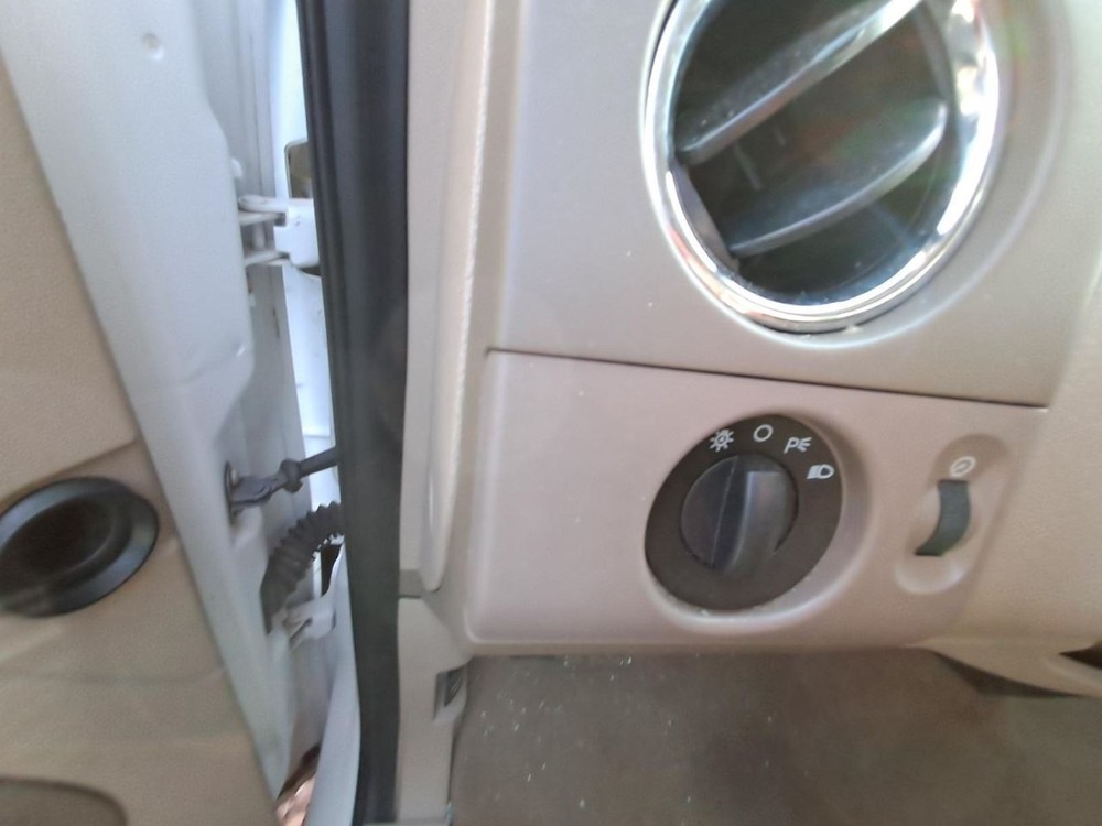F150 2006 Glove Box 4870547