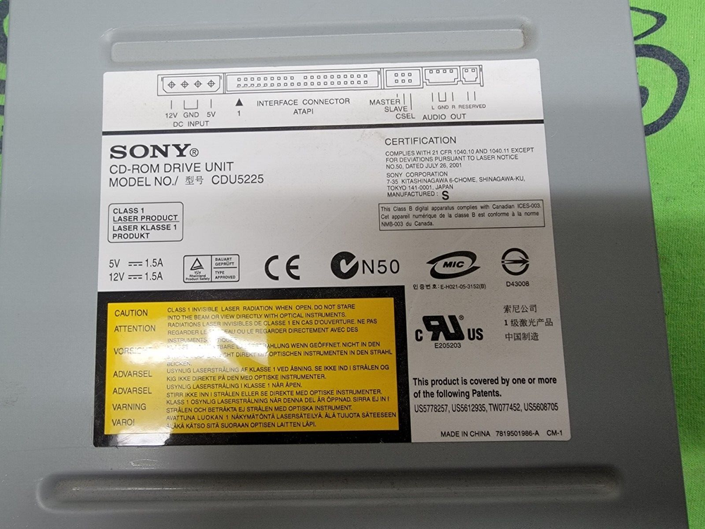 Sony Internal IDE CD-Rom Drive IDE - CDU5225 - BEIGE