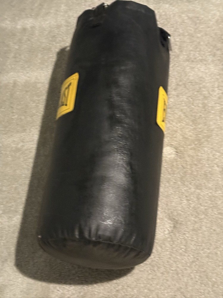 Everlast Black Heavy Training Punching Bag