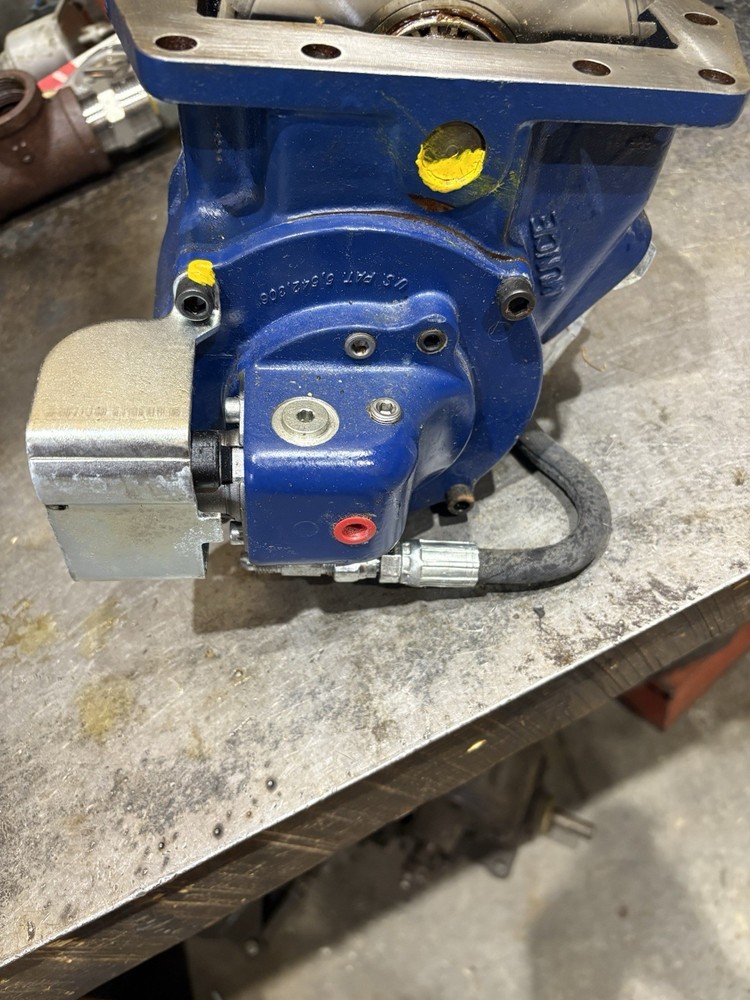 Muncie Pto And Installation Kit