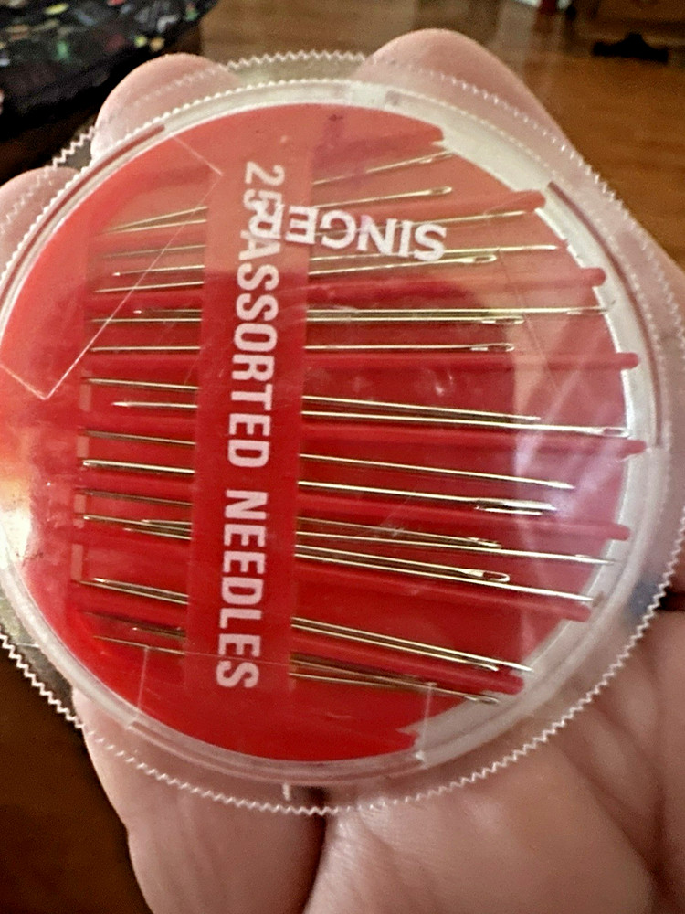 Singer 21 Unused Assorted needles - DOES NOT CONTAIN 25