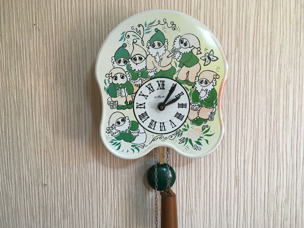 Vintage Clock Soviet Mechanical Clock Working Soviet CLOCK  Soviet Wall Clock