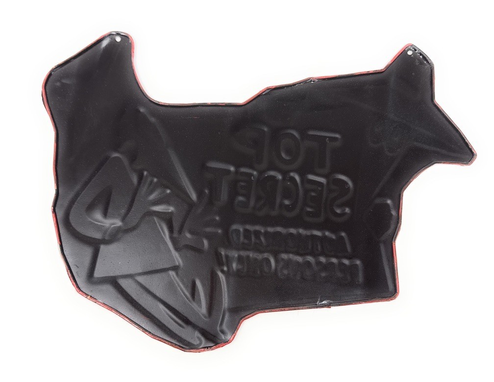 Rare! Spy VS Spy ~Top Secret Authorized Persons Only! Embossed Tin / Metal Sign