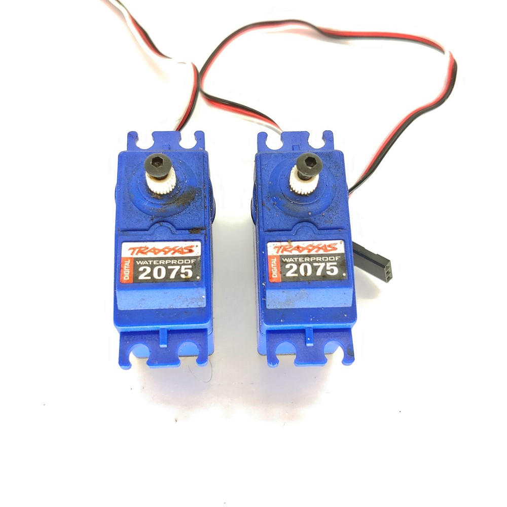 2x Traxxas 2075 Waterproof Servos Used