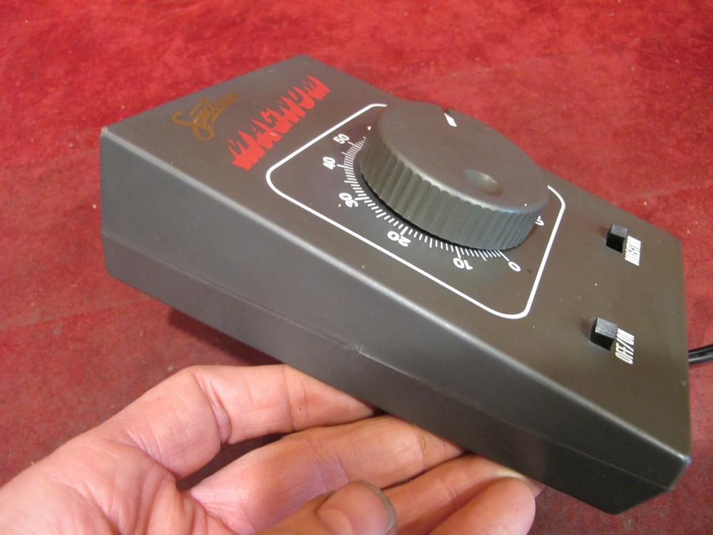 Spectrum Magnum 44-6681 Variable DC Transformer Train Controller