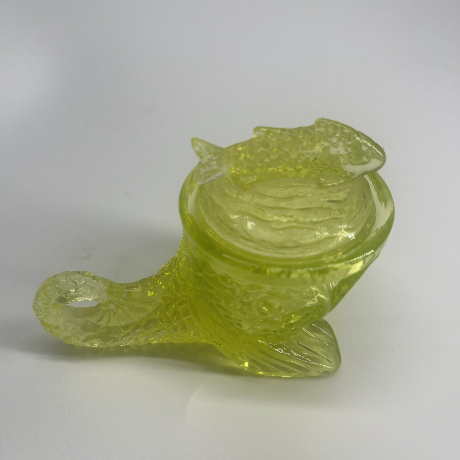 Summit Vaseline Dolphin Fish Whale Salt Cellar w_Lid 3.5" Uranium Topaz Canary