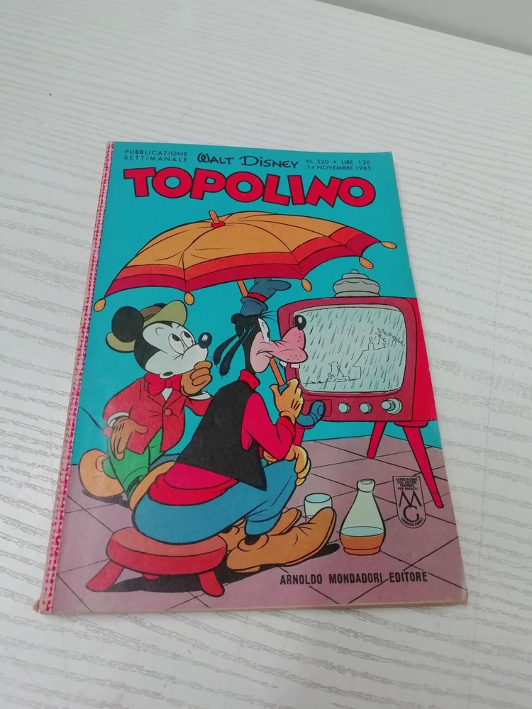 MICKEY MOUSE BOOKLET N 520 WITH BADGE - 1965 READ