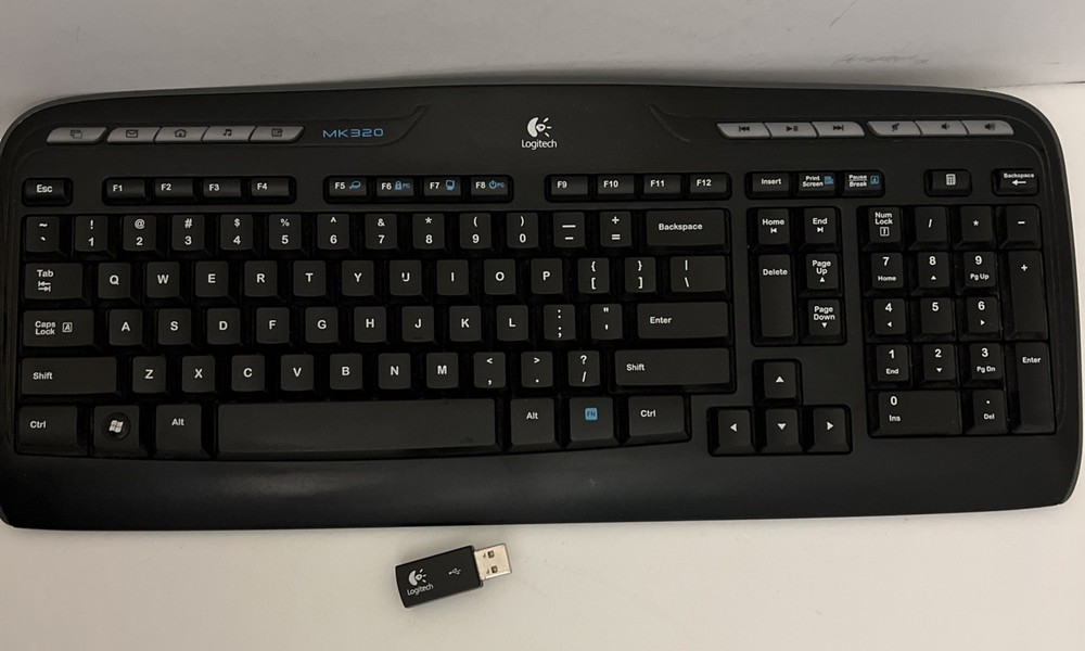 Logitech MK 320 Wireless Keyboard Only With Dongle ~Tested Working