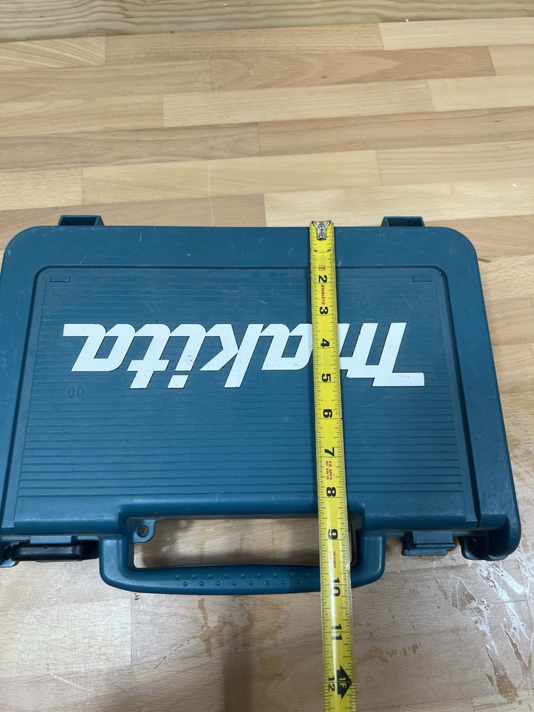 Makita DF030DWX Case only, no contents Missing 1 Snap Closure