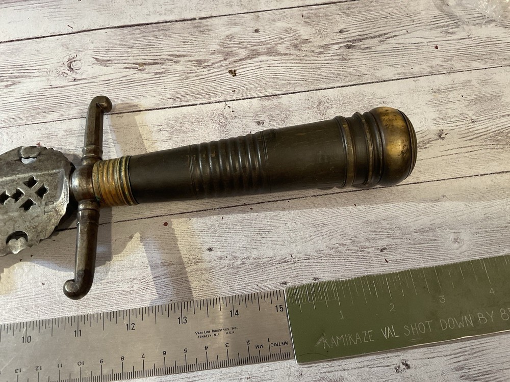 ORIGINAL MASSIVE 1700S ? GERMAN REGIMENTAL BLADE KNIFE