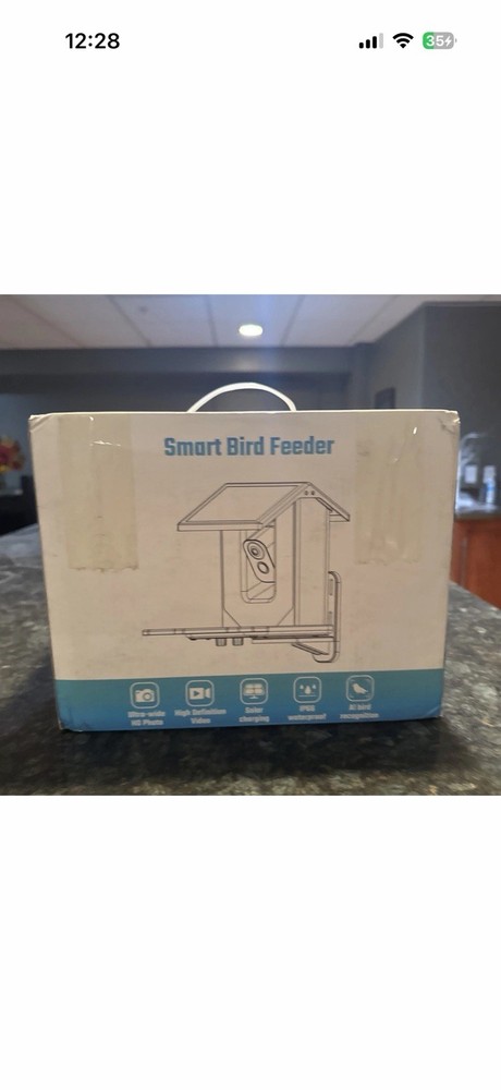 Smart Bird Feeder w/ Camera - Solar & Battery Powered - New*
