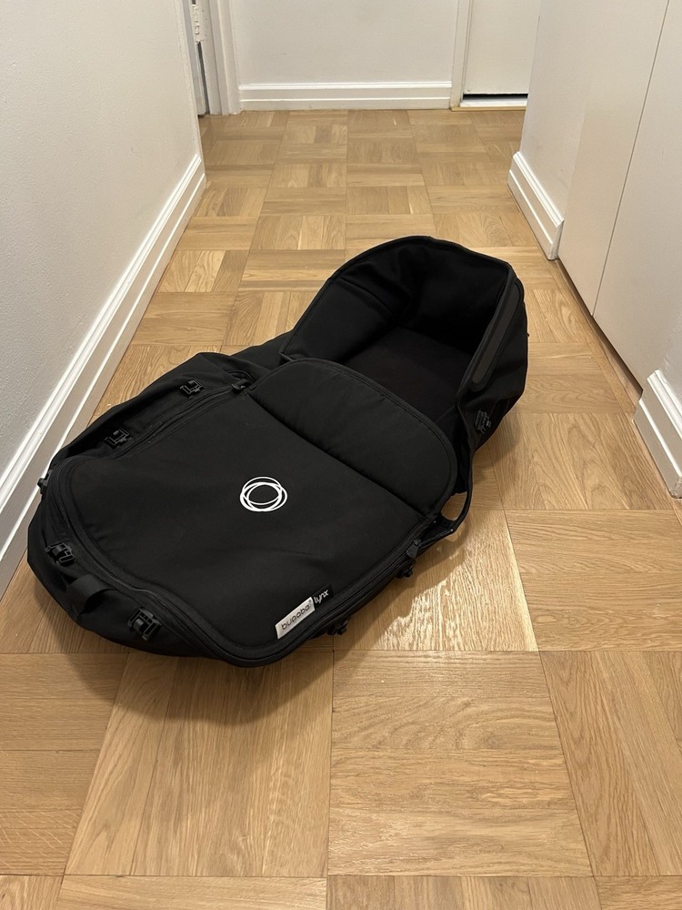 All Black Bugaboo Lynx - With Bassinet