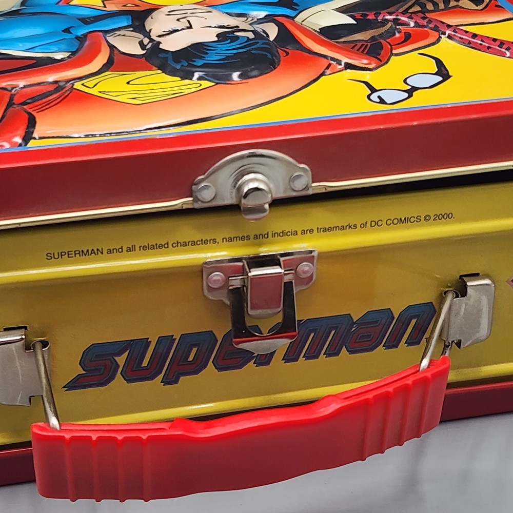 2000 DC Comics Superman Magic Mountain 3D Lunch Box Vintage