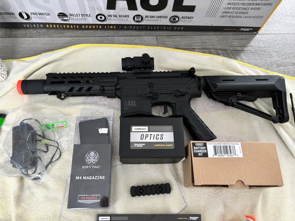 airsoft gun