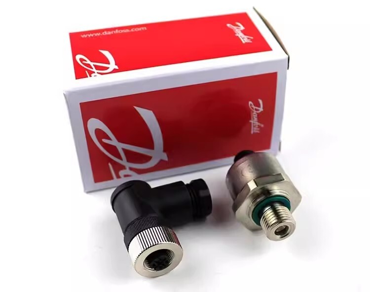 1pcs Danfoss Pressure Transmitter Sensor DSTP140 075G1061 0-4bar