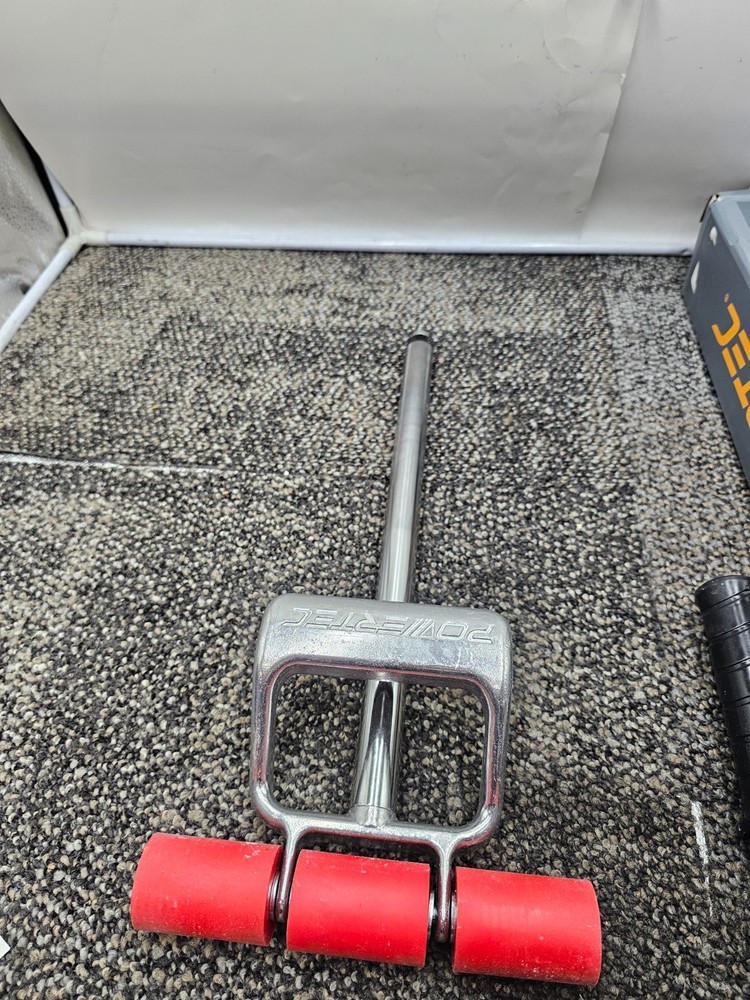 POWERTEC 71033V Extendable Floor and Wall Roller 27" Heavy Duty