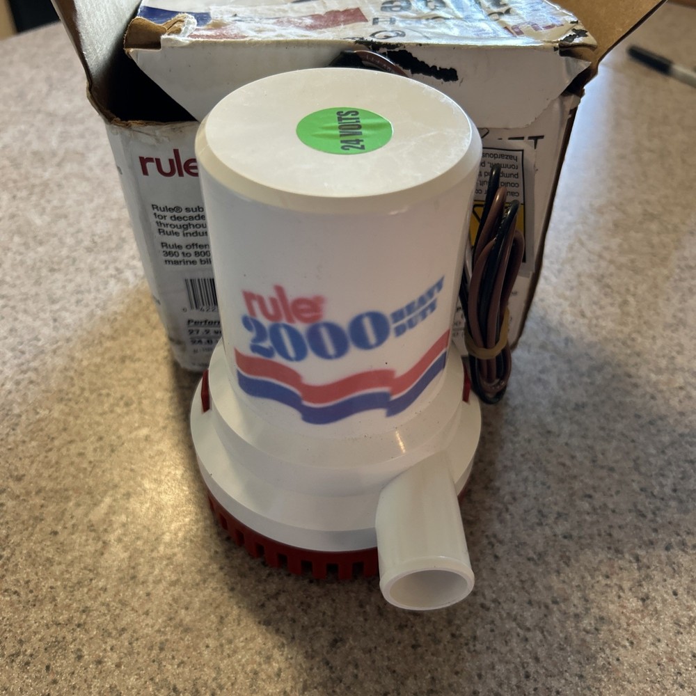 Rule 2000 GPH Non-Automatic Bilge Pump, 24V