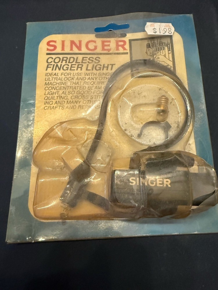 Vintage Singer Cordless Sewing Machine Finger Light In Package Untested