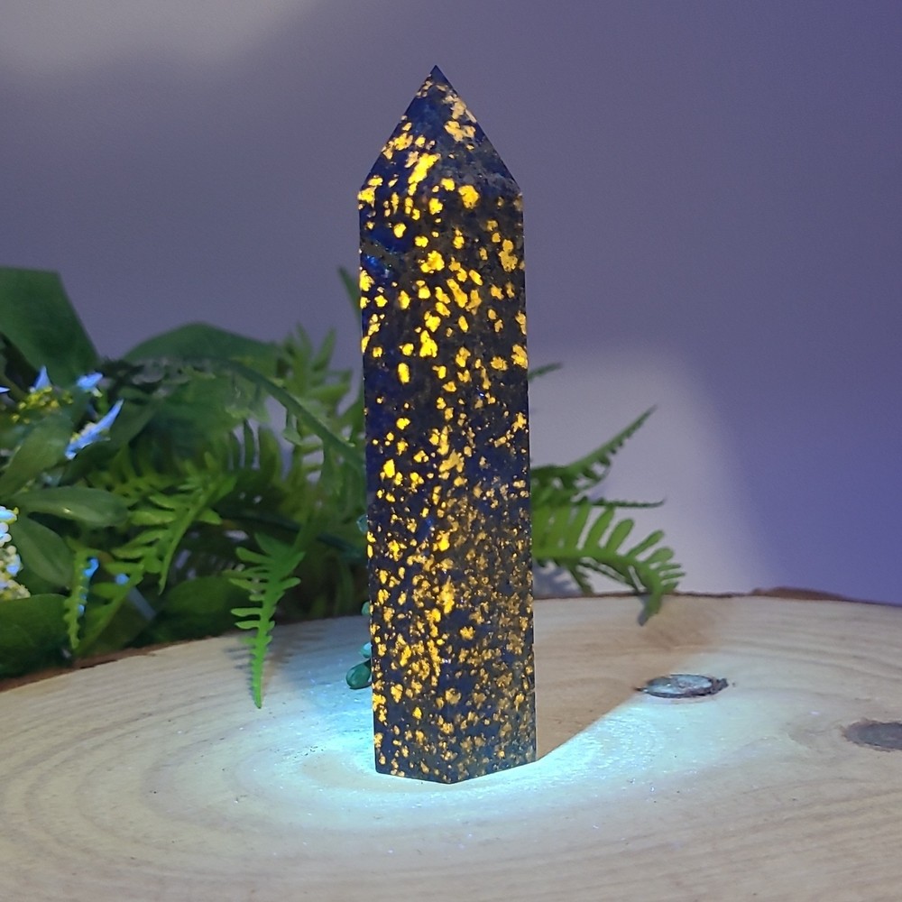 90.1g Lapis Lazuli Generator Point UV Reactive Crystal Specimen