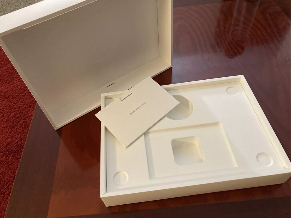 Apple MacBook Air 13-inch EMPTY BOX ONLY