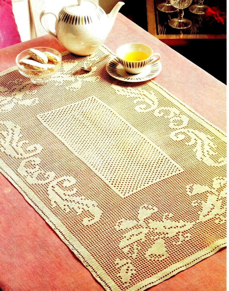 LACY The Nook Look Runner/Doily/Crochet Pattern INSTRUCTIONS ONLY