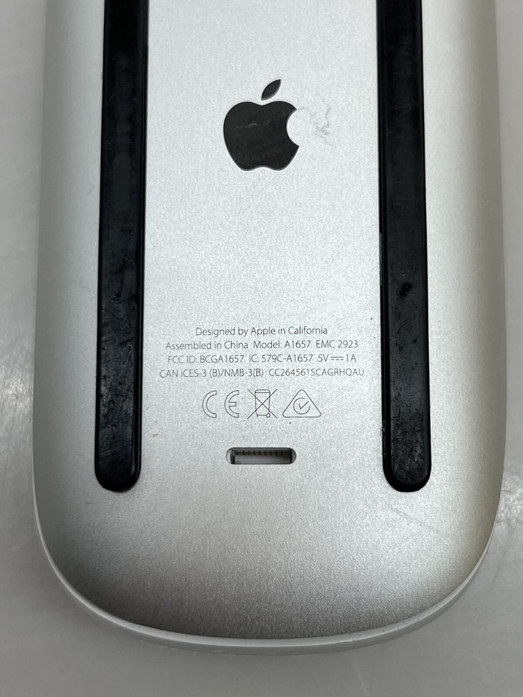 APPLE A2450 MAGIC WIRELESS BLUETOOTH KEYBOARD & A1657 MAGIC MOUSE 2 COMBO *QTY