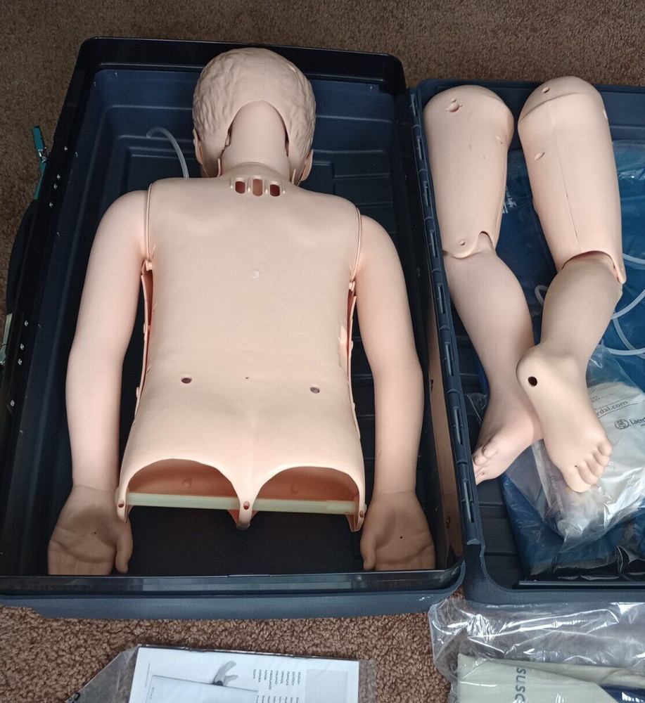 (ONE) Laerdal Resusci Junior CPR Trainer Dummy System w/ Hard Case -EMT Training