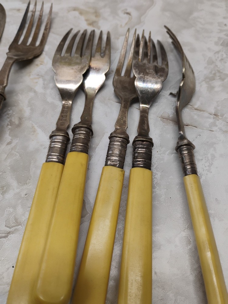 Vintage EPNS Bakelite Handled Silverware