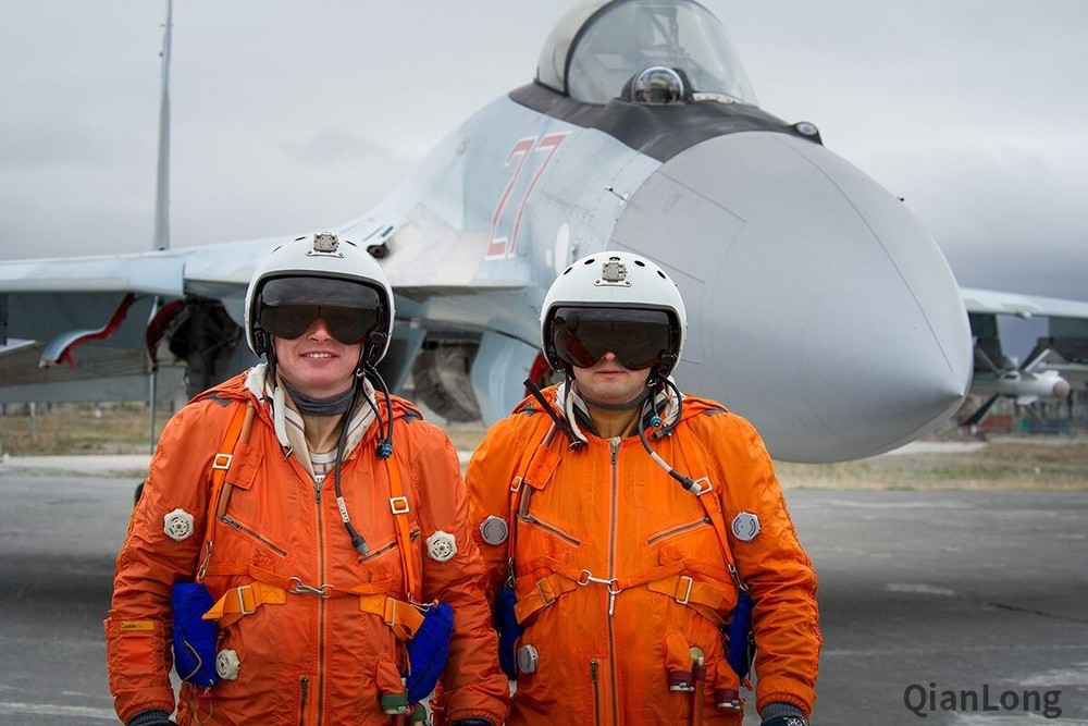 Original Russian pilot life jackets 0101