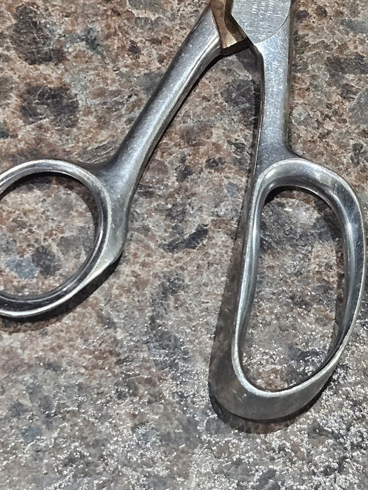 USA Made 8" CUTCO 66 Stainless/ Chrome Kitchen Shears / Scissors.