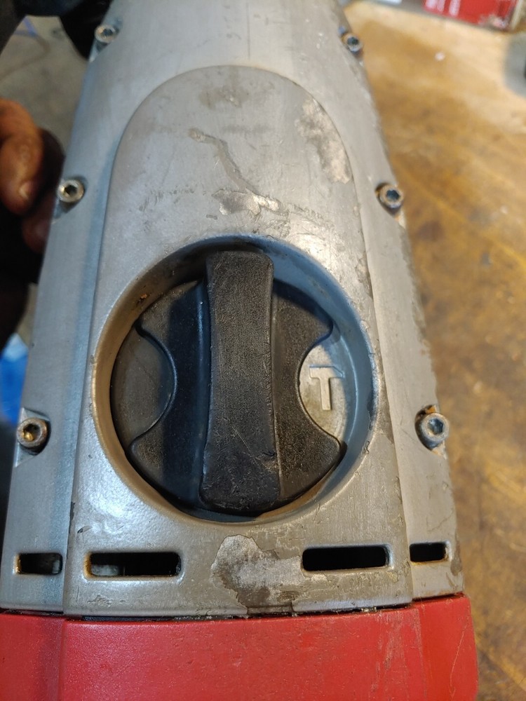Milwaukee Corded SDS-Max Demolition Hammer