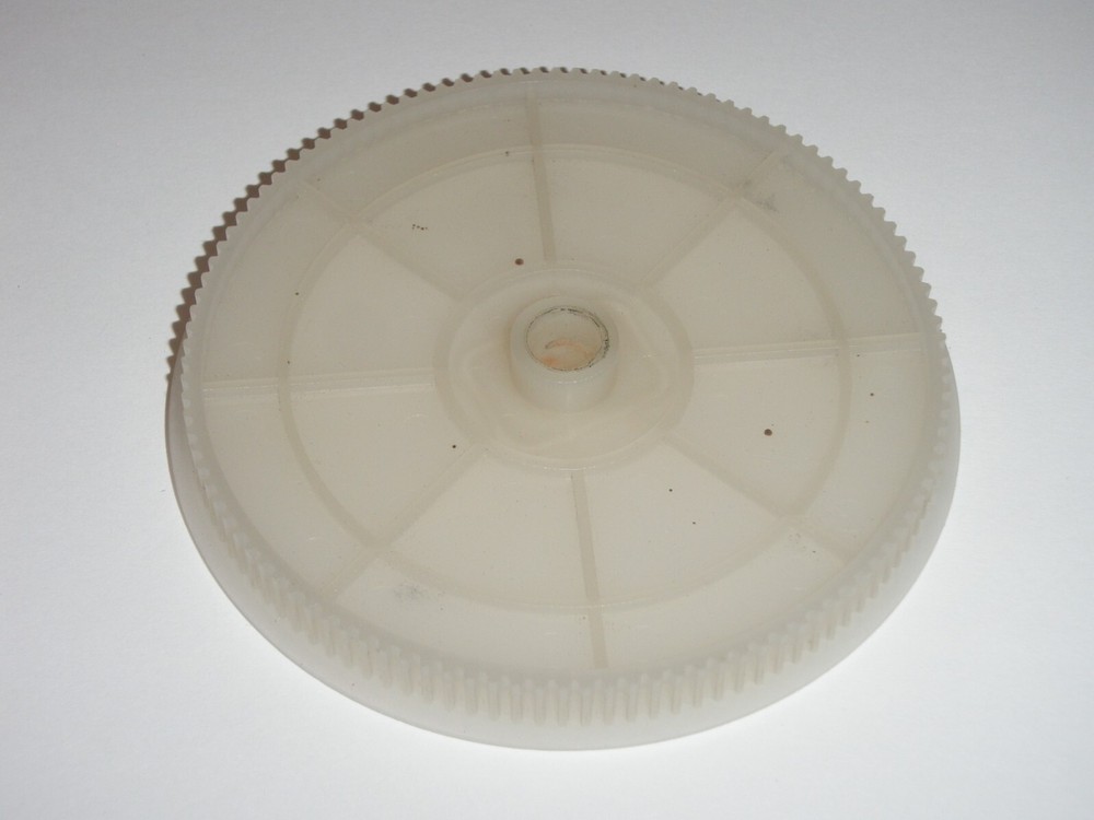 Large Gear Wheel for Funai Bread Auto Bread Baker plus Dough Maker Model B-2220