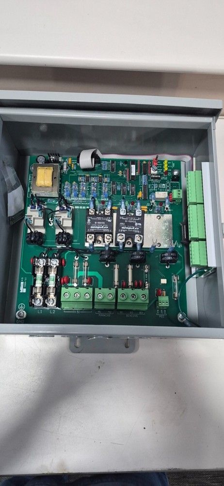 itI, International Tower Lighting Controller RLC-203-UNI