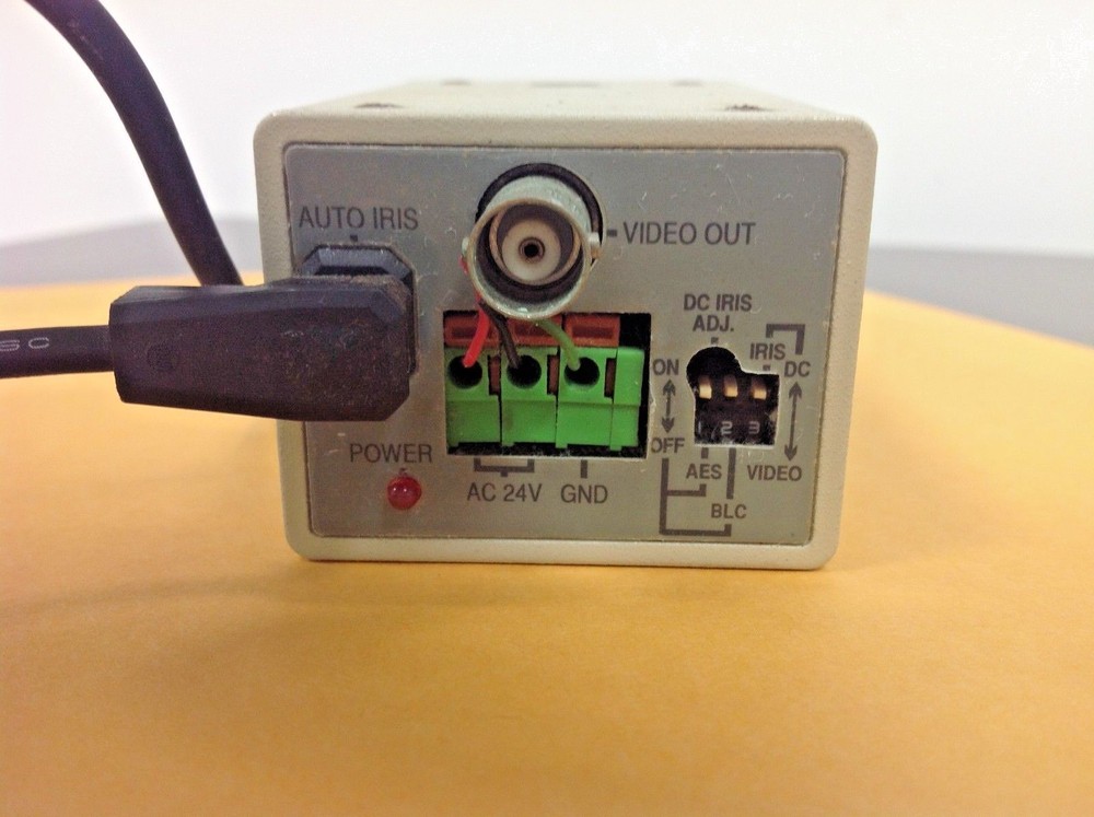 UNTESTED REVERE RCCD888 Closed Circuit Camera